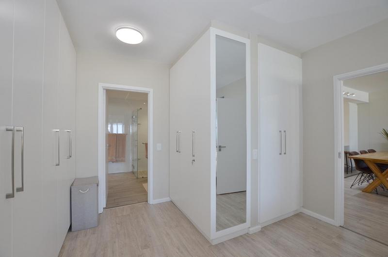 To Let 1 Bedroom Property for Rent in Dolphin Beach Western Cape